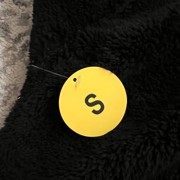 Black Fuzzy Sherpa Sweatshirt - Picture 6 of 6